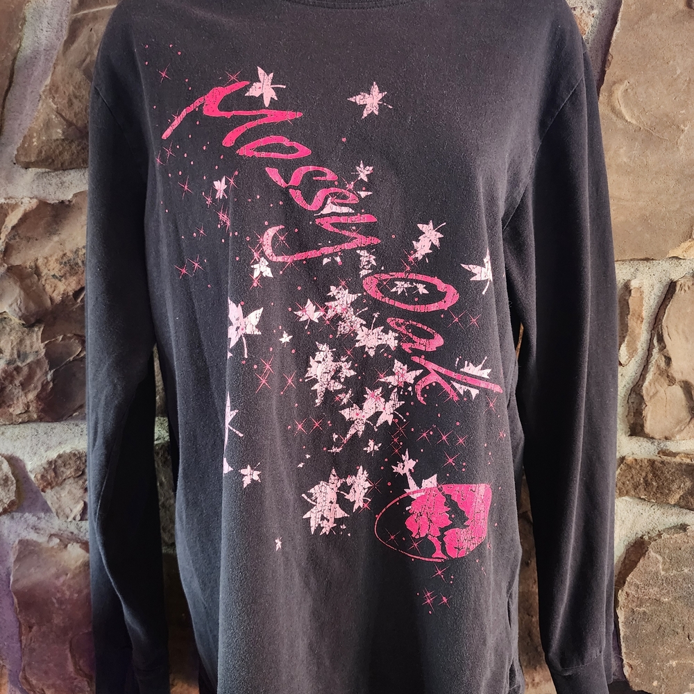 Black Graphic Long Sleeve Tee with Pink Star Script